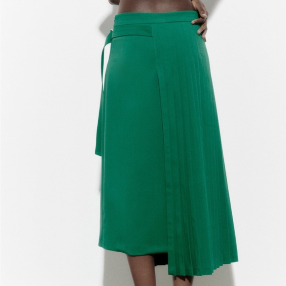 Zara BELTED PLEATED SKIRT LIMITED EDITION - Picture 5 of 13